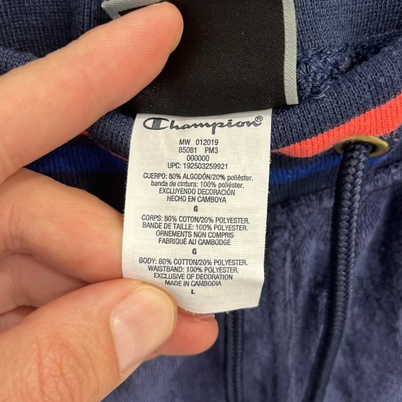 CHAMPION - shorts - size Large - Picture 6 of 9